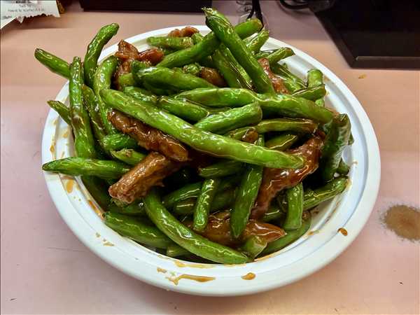 97. Beef with Spring Bean (PT)